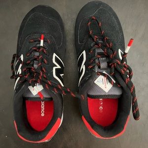 New Balance sneakers kids size 13,5